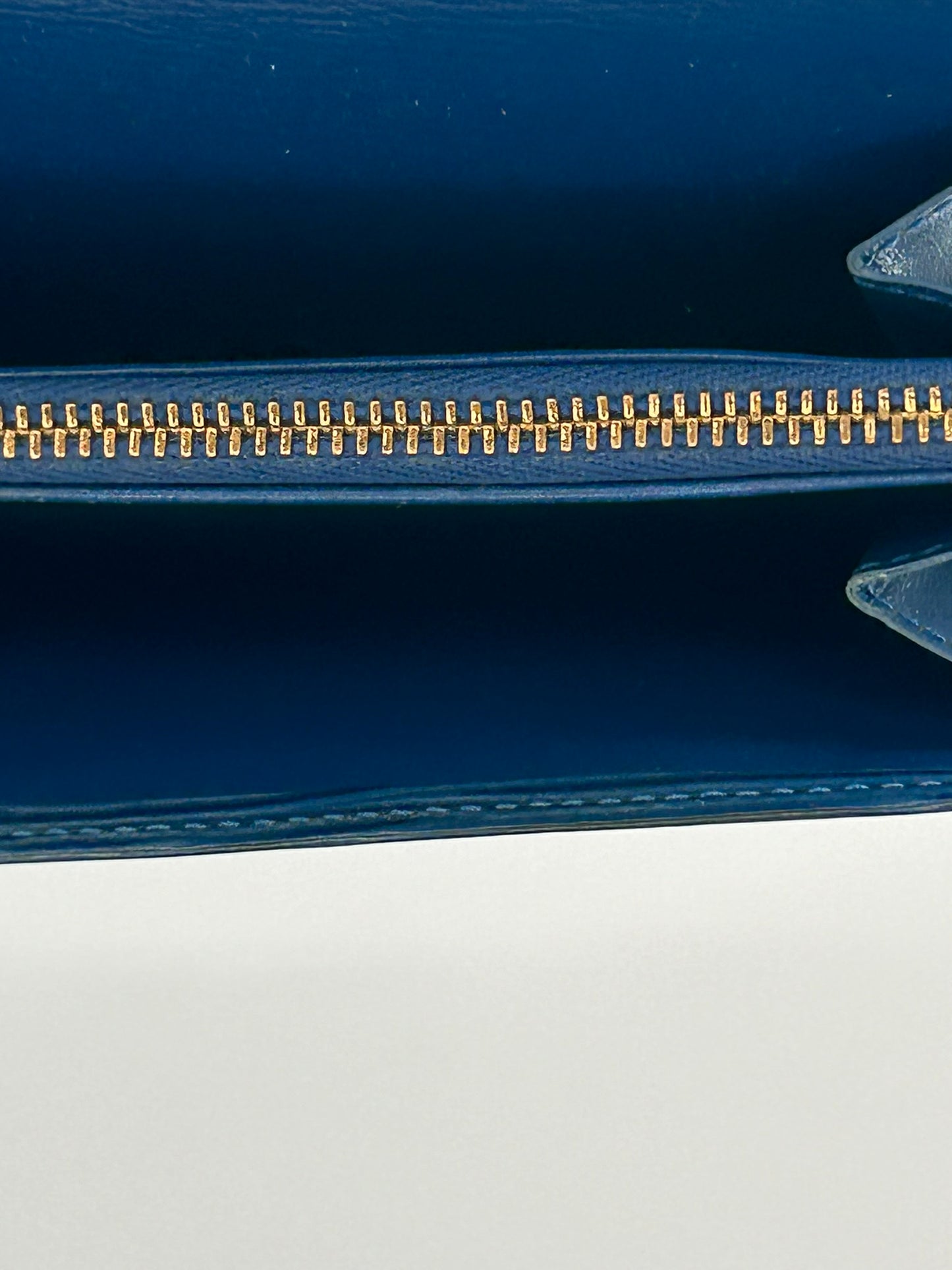 Louis Vuitton Blue Epi Leather Porte Tresor Sarah Wallet