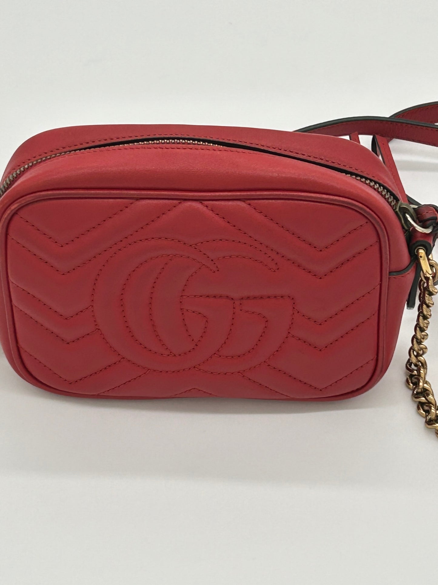 Gucci GG Marmont Matelasse Mini Camera Bag Red